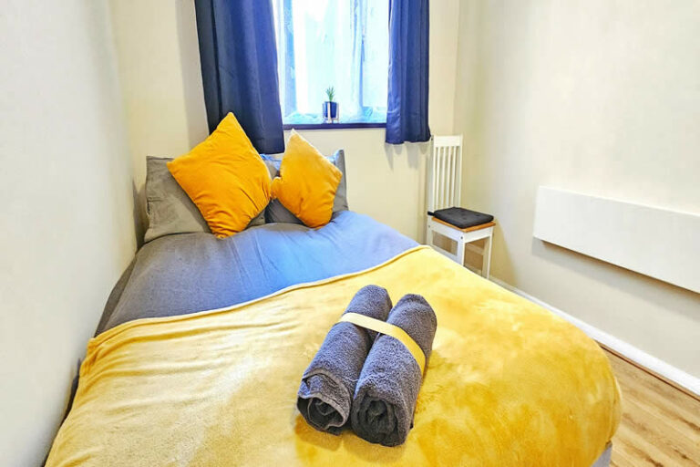 romford_1000169655-01